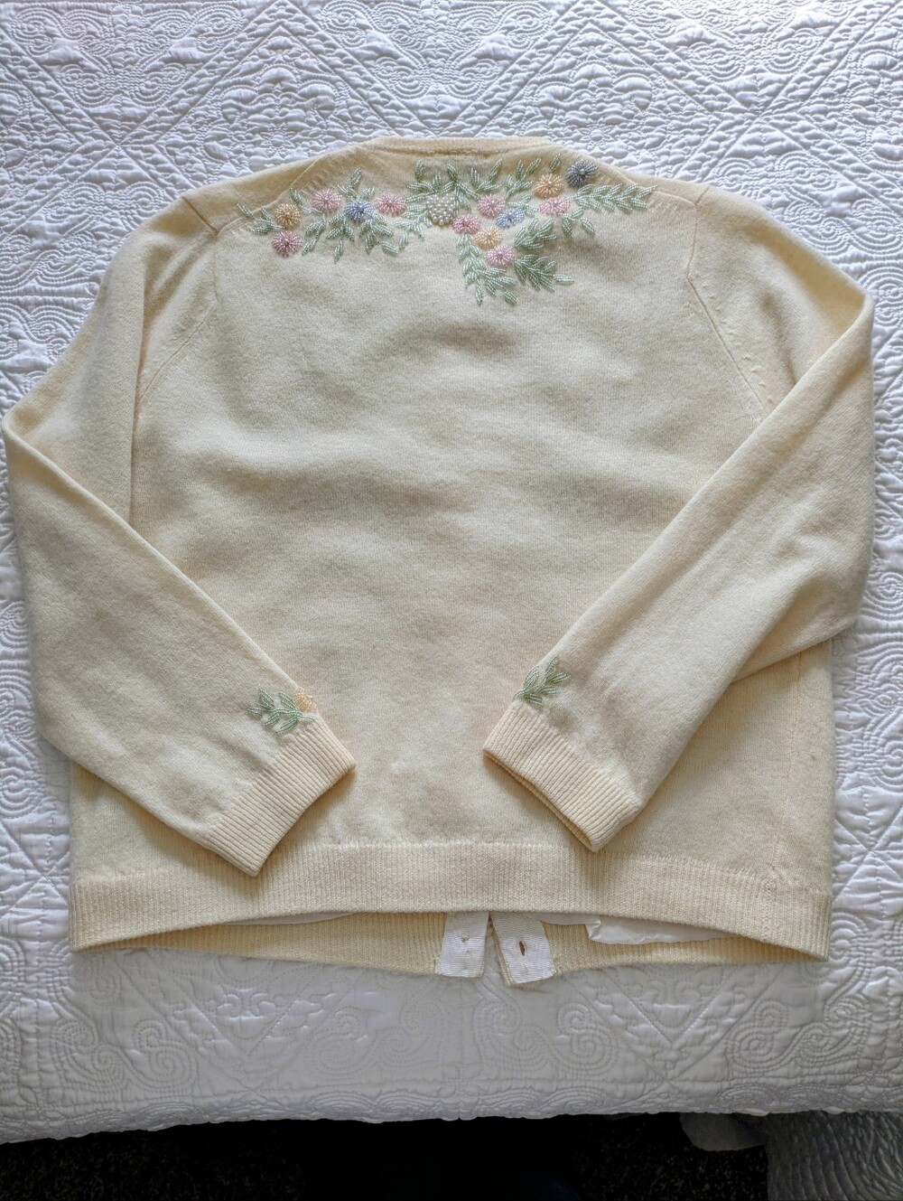 Vintage Ivory Embroidered & Pastel Beaded Floral Cardigan with Pearly Buttons - Picture 4 of 9